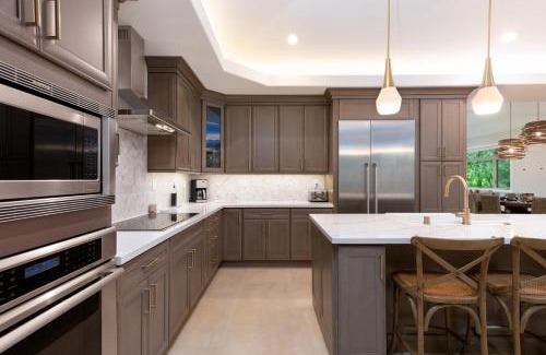 Kamuela Casa | OCEAN WAVE Lovely 3BR KaMilo Home Walking Distance to Beach