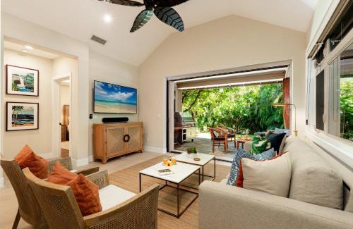Kamuela Casa | OCEAN WAVE Lovely 3BR KaMilo Home Walking Distance to Beach