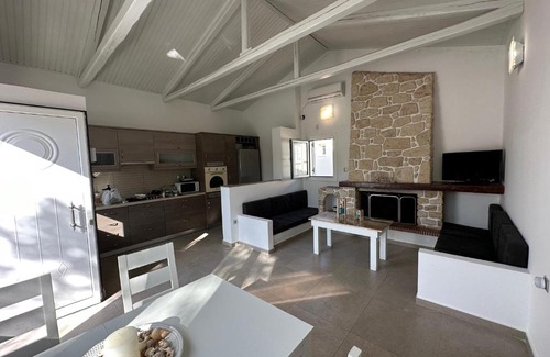 Chalcis Casa | Ocean Waves - Alykes Beach