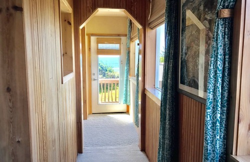Newport Apartamento | Oceanwind Retreat, frente al mar, romántico, ideal para parejas, admite mascotas