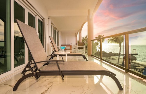 Colonia Andrés Condominio | Oceanfront Condo w/ Terrace, Pool, Views