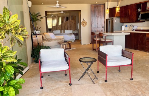 Troncones Condominio | OCEANFRONT 1-bedroom/1.5 bath condo in Troncones