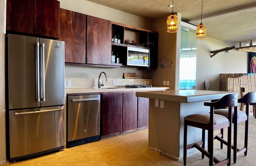 Troncones Condominio | OCEANFRONT 1-bedroom/1.5 bath condo in Troncones