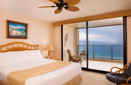 Honokowai Hotel | Frente al mar de 1 habitación con ventanas de piso a techo, lanai, wifi gratis y estacionamiento gratuito