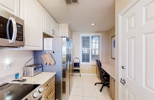 Amelia City Condominio | Oceanfront, 2nd-Floor Condo with Balcony, HDTVs, WiFi, AC & Shared Pool