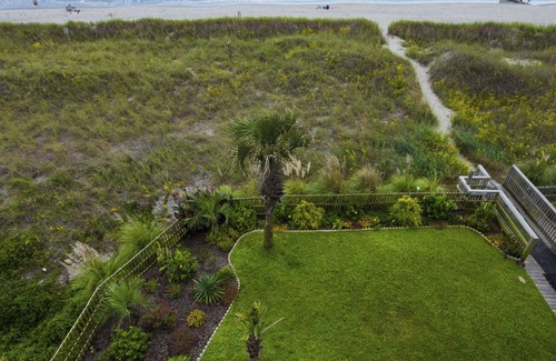 Atlantic Beach Condominio | Oceanfront 3BR Retreat w/ Beach Access