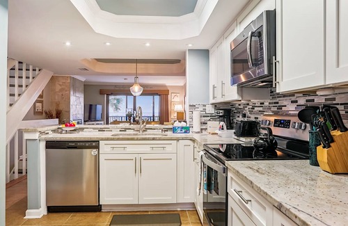 St. Augustine Beach Apartamento | Oceanfront 3BR Luxe New Rental