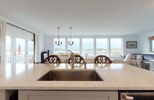 Mid-Coast and Islands Casa | Oceanfront 4 bed, 3 bath colonial beach home, right on Casco Bay!