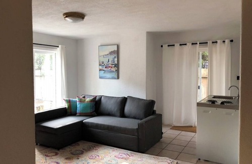 Moss Beach Casa | Oceanfront 5-bedroom vacation home just 25 minutes from San Francisco Bay