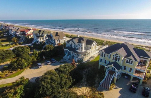 Pine Island Casa | OCEANFRONT, 9 BRs, Private Pool, Theater Rm, Rec Rm, Ocean Views, PI134, Heavenly Dayz