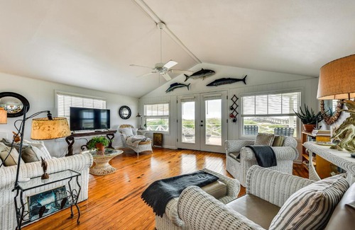 Fernandina Beach Casa | Oceanfront Amelia Island Cottage Deck and Boardwalk