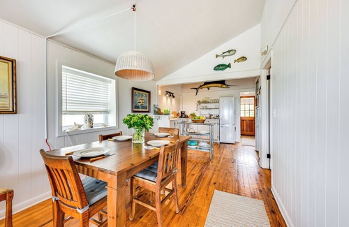 Fernandina Beach Cabaña | Oceanfront Amelia Island Cottage: Deck & Boardwalk