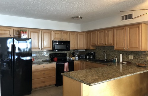 Maalaea Condominio | ESPECIAL DE VERANO FRENTE AL MAR! $ 250 / NOCHE 2 habitaciones, 2 baños, aire acondicionado central