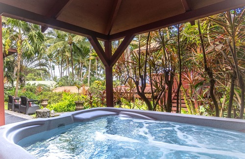 Kehena Beach Estates Casa | El Bali Casa ~ Oceanfront romántico escape w / Jacuzzi frente a Kehena Beach!