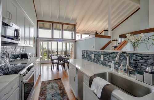 Castroville Casa | Oceanfront Beach House with two Master Suites