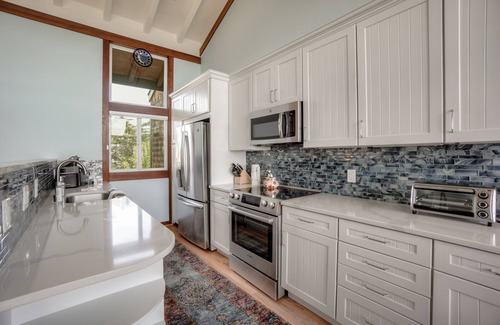 Castroville Casa | Oceanfront Beach House with two Master Suites