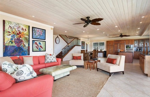 Kailua-Kona Casa | Casa de playa de lujo con piscina privada y aire acondicionado. Camina hasta la ciudad de Kona. May especiales!