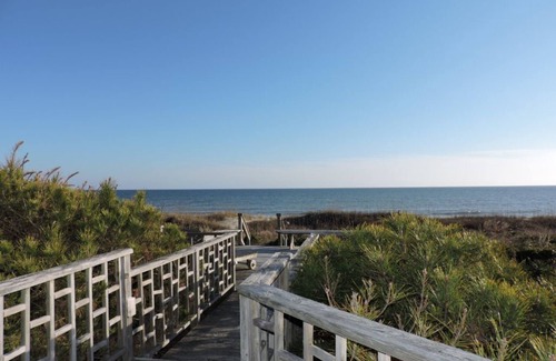 Emerald Isle Casa | Half Duplex asequible en Emerald Isle