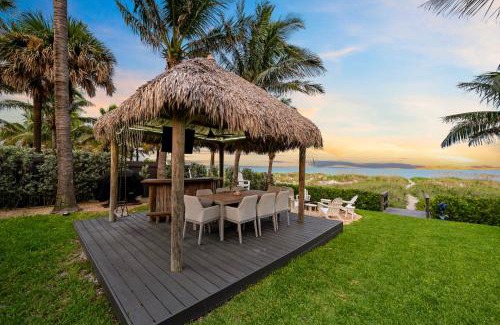 Cocoa Beach Casa | Oceanfront Cocoa Beach Vacation Home Private Beach, Tiki Bar & Family Fun