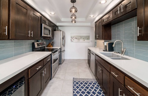 Solana Beach Condominio | Oceanfront Del Mar Beach Club, condominio junto a la piscina de 2 dormitorios / 2 baños