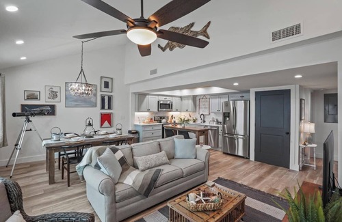 Port St. Joe Condominio | SeaMaiden | Oceanfront 2 Bdm Condo | Pets OK