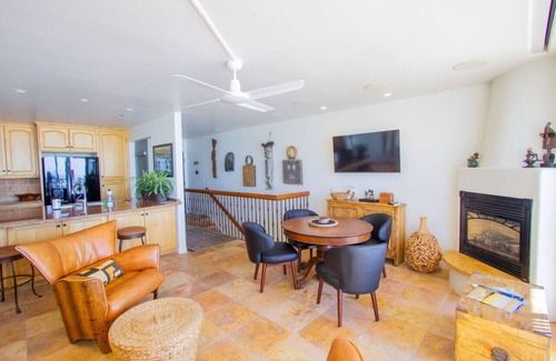 Carlsbad Village Condominio | Oceanfront Condo on Sand, Walk to Carlsbad Village