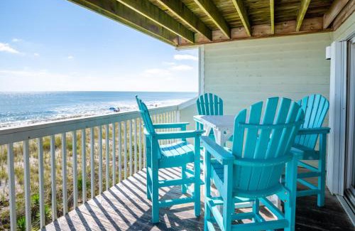 Kure Beach Casa | Oceanfront Condo with 3+ Pools - Ocean Dunes 502