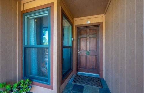 Cayucos Condominio | Oceanfront condo with PRIVATE deck. Pet friendly. Just a short walk to town.