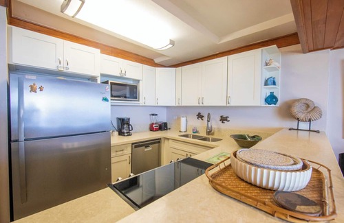 Makaha Condominio | Hawaiian Princess Large Corner Unit Oceanfront Condo / 30 días min