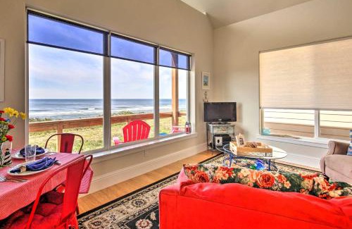 Yachats Casa | Oceanfront Cottage with Deck and Secluded Beach Access!