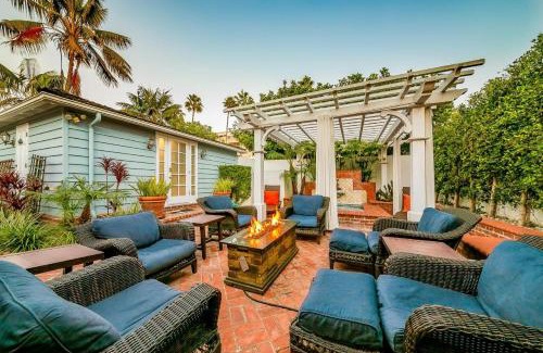 Village of La Jolla Casa | Oceanfront Dog Friendly Home with Waterfront Porch, Gas Grill, Hot Tub & Fire Pit