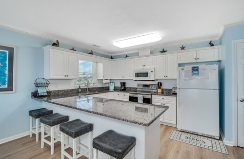 Emerald Isle Casa | Oceanfront duplex with beautiful sunset views