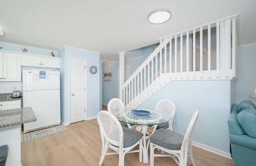 Emerald Isle Casa | Oceanfront duplex with beautiful sunset views