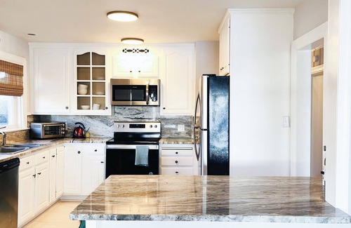Willoughby Spit Casa | Oceanfront Escape Private Beach