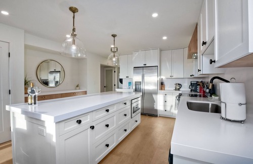 Solana Beach Condominio | Oceanfront Fully Remodeled 2BR 2BA | Gated Parking