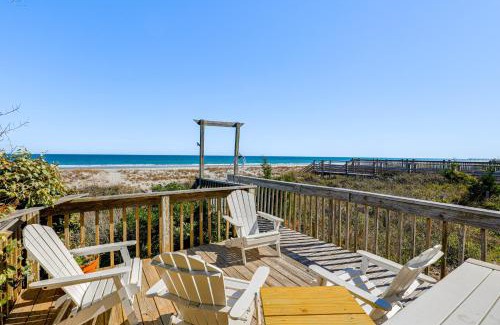 Topsail Beach Casa | Oceanfront Gem with Rooftop Deck Steps to Sand