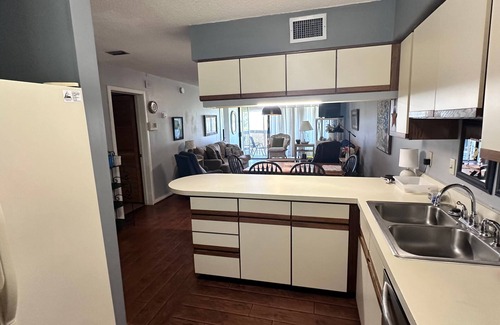 Butler Beach Apartamento | Oceanfront Hibiscus A103 Bliss Free Tix