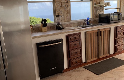 Isabela Casa | Oceanfront Hideaway main floor