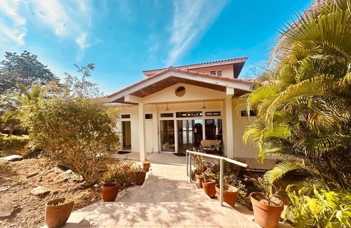 Contadora Island Casa | Oceanfront Home on Exclusive Contadora Island