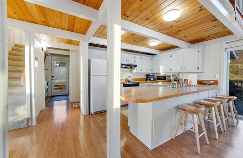 Gualala Casa | Casa frente al mar con impresionantes vistas, cerca de la ciudad, cargador de 50 amperios, 1 perro OK