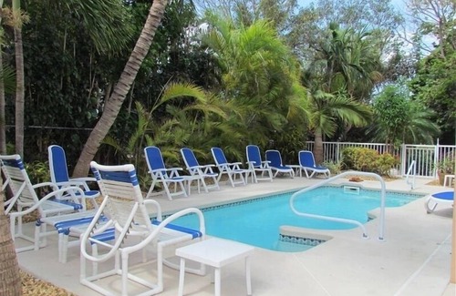 Summerland Key Casa | WEEKLY Oceanfront Home-Pool, Muelle disponible semanal o mensualmente.