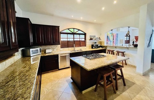 Playa Negra Casa | Oceanfront Home/Very Relaxing / Private Access to the Beach!