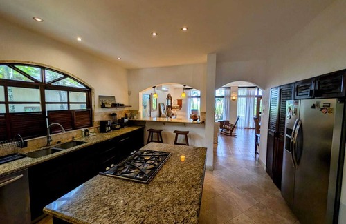 Playa Negra Casa | Oceanfront Home/Very Relaxing / Private Access to the Beach!