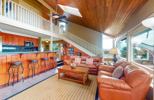 South Beach Casa | Oceanfront Home w/ Private Hot Tub, Ocean Views, Fireplace & Beach Access Path