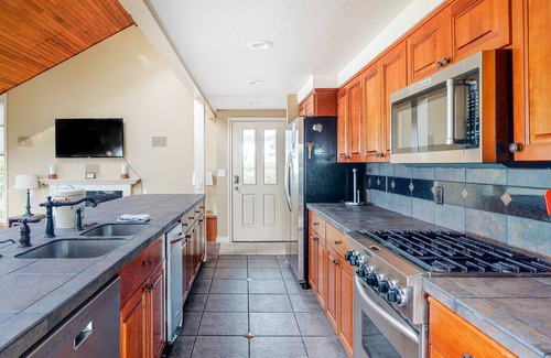 South Beach Casa | Oceanfront Home w/ Private Hot Tub, Ocean Views, Fireplace & Beach Access Path