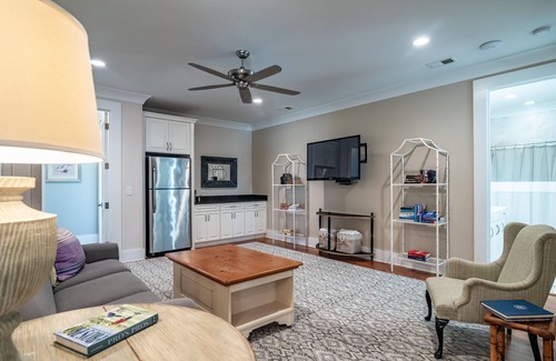 North Litchfield Beach Casa | Sea Horse: 8 BR / 8. 5 BA casa en Pawleys Island, capacidad para 22
