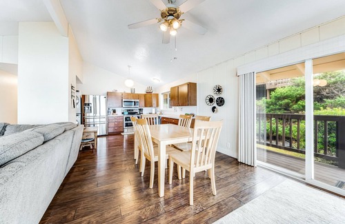 South Beach Casa | Oceanfront Home with Private Deck & Water Views, Full Kitchen, Free WiFi