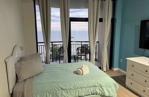 Myrtle Beach Complejo | Oceanfront HoneyMoon Suite*Jaccuzi*Pools*Downtown