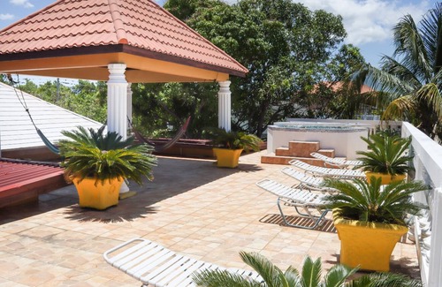 Black River Casa | Oceanfront family Villa
