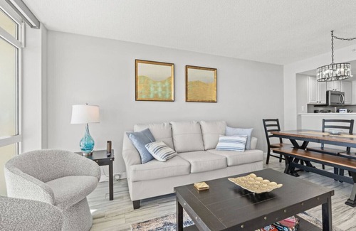 Atlantic Beach Condominio | Oceanfront - King Bed - 2br - 2ba - Kitchen - W&D
